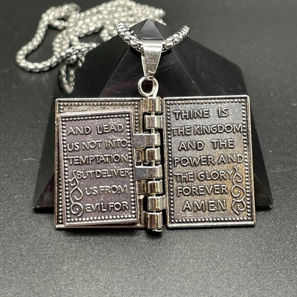 Holy Bible with The Lord's Prayer Necklace / Pendant #858 - Picture 14 of 16